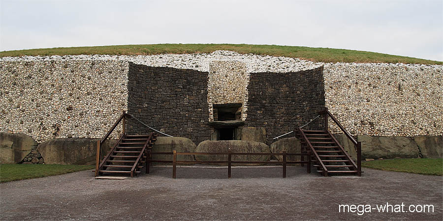 Entrance & roof box of Newgrange Passage Tomb, Meath, Ireland.
