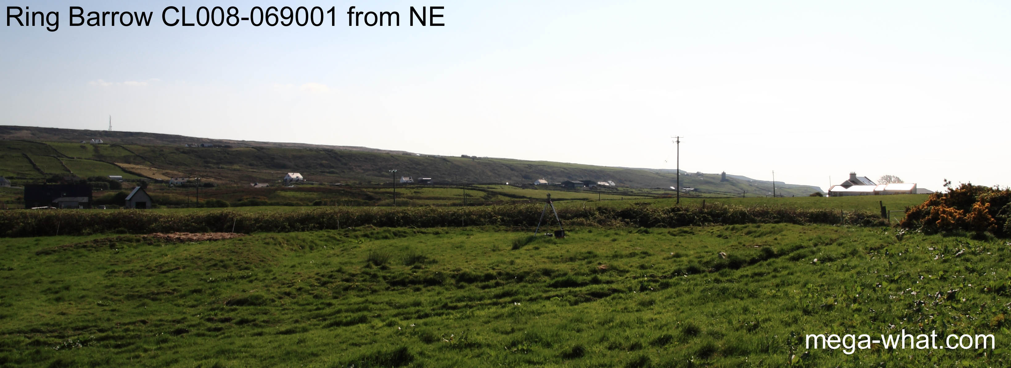 Ring Barrow CL008-069001 from NE